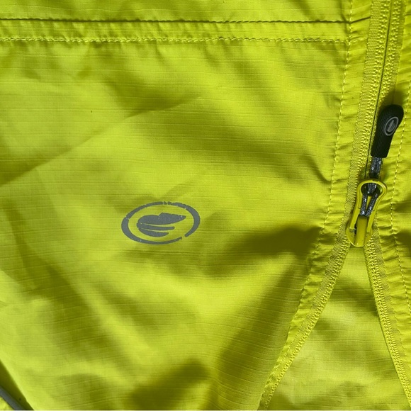 Performance Women's Medium Neon Yellow Bike Jacket Cycling Run Reflective Safety - Picture 3 of 9